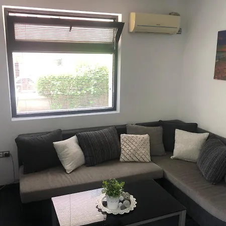 Апартаменты Sarafovo Beach Mit Terrasse *